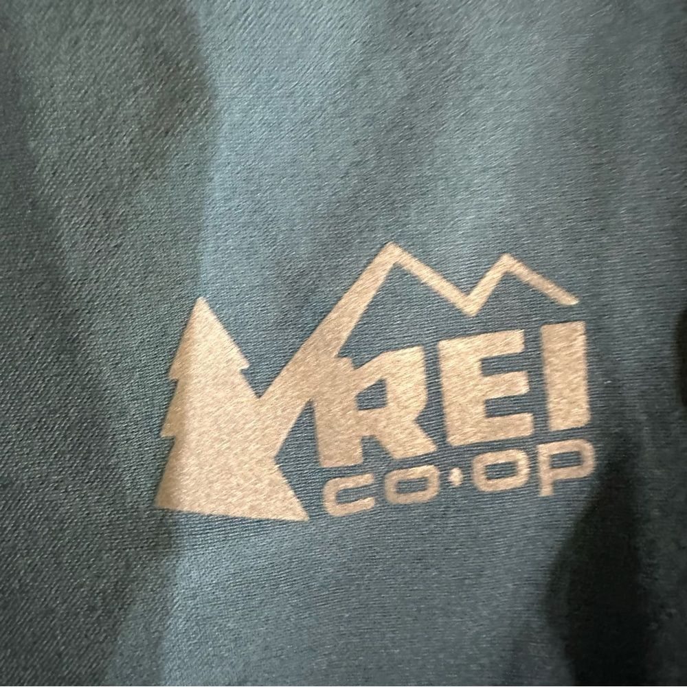REI Boys Quick Dry Shorts in Teal Size Medium 10-12 Hiking Outdoors Camp Swim - Picture 2 of 8